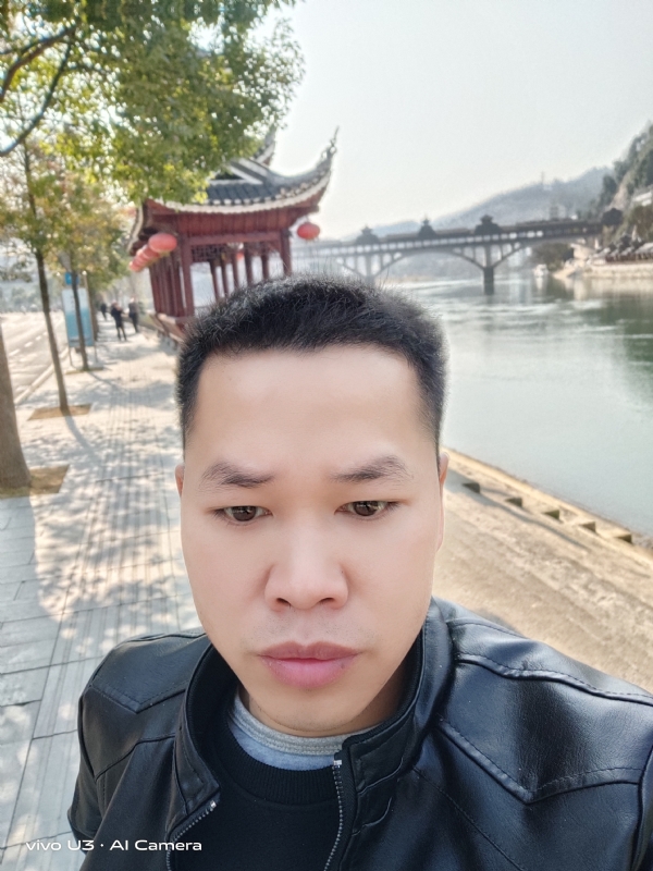 啊锦的第一张照片--广州中老年相亲网
