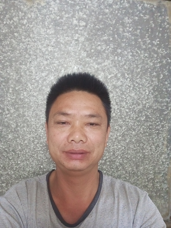 白茫茫的第一张照片--广州中老年相亲网