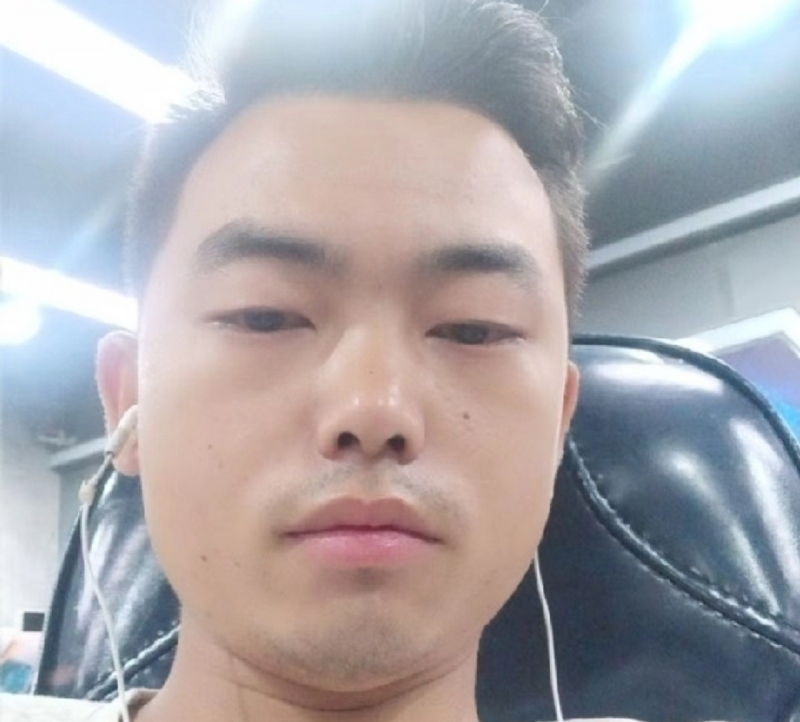千与千寻的第一张照片--广州中老年相亲网