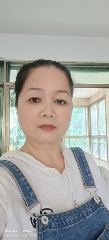 小巧玲珑的第一张照片--广州中老年相亲网